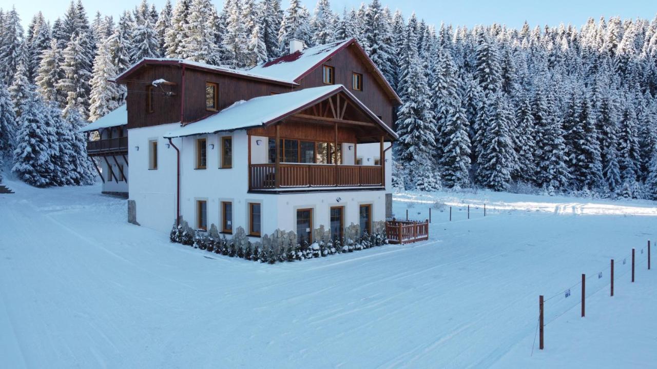 Apartman Ela Horní Blatná Exterior foto