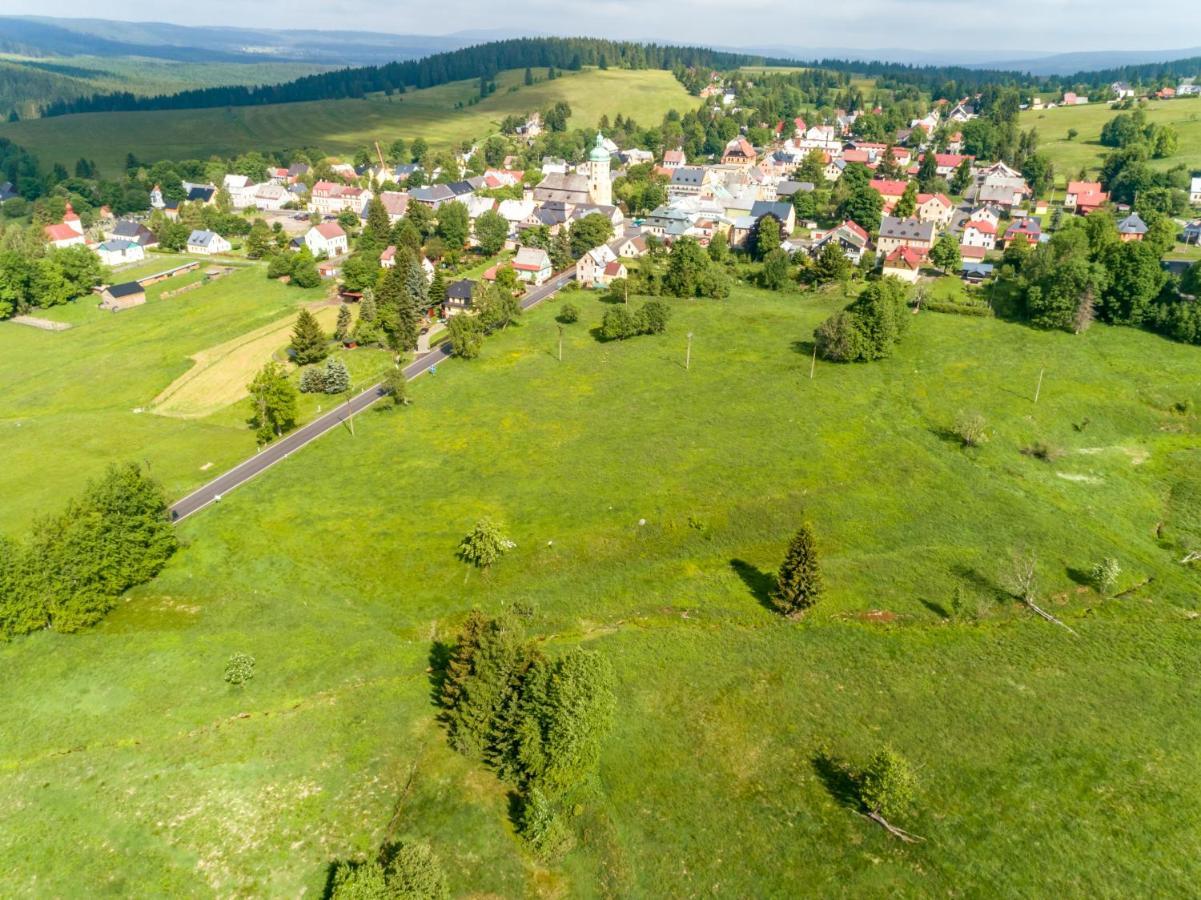 Apartman Ela Horní Blatná Exterior foto